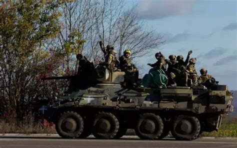 Zelenskyy says Ukrainian special military units in Kherson.